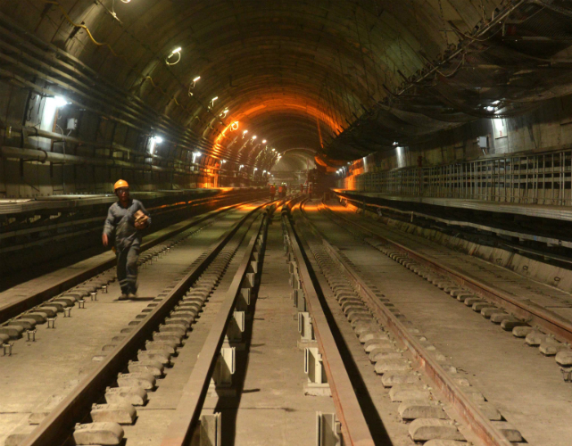 Projetos como a construção da linha 3 do metrô estão previstos pelo governo estadual (Foto da obra linha 4 / Divulgação Governo do Estado do Rio de Janeiro/Henrique Freire)