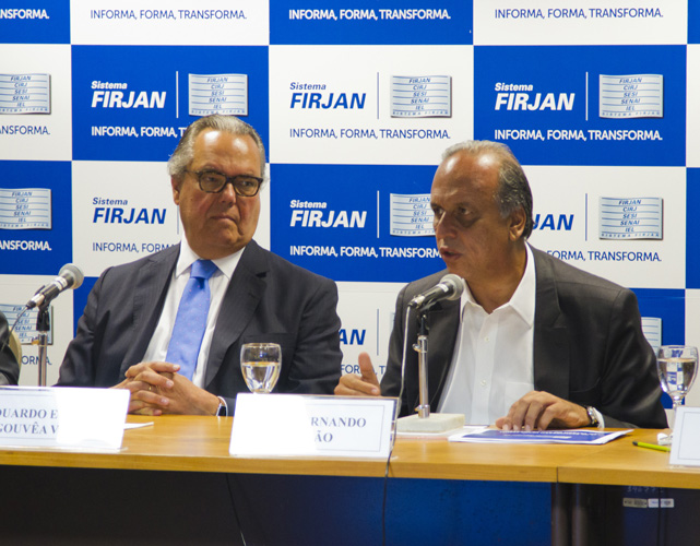 Em reunião na FIRJAN, governador do estado do Rio debateu com empresários alternativas para enfrentar a crise econômica (Foto: Vinícius Magalhães)