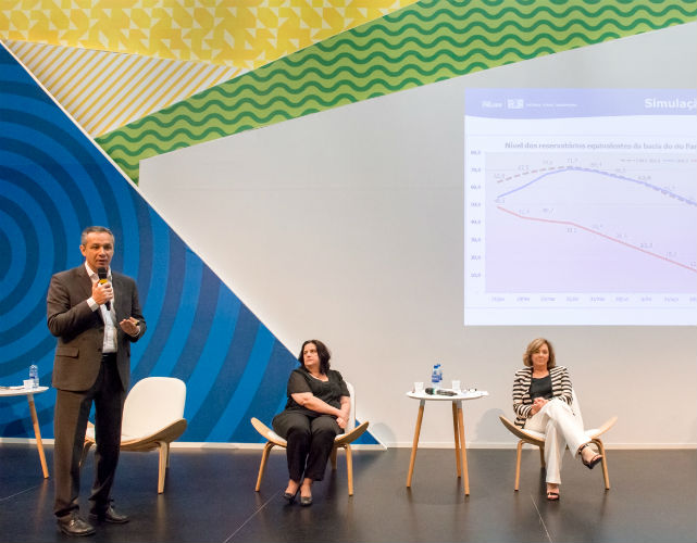Jorge Peron destacou os resultados da pesquisa realizada pela FIRJAN sobre os impactos da crise hídrica do Paraíba do Sul (Foto: Renata Mello)